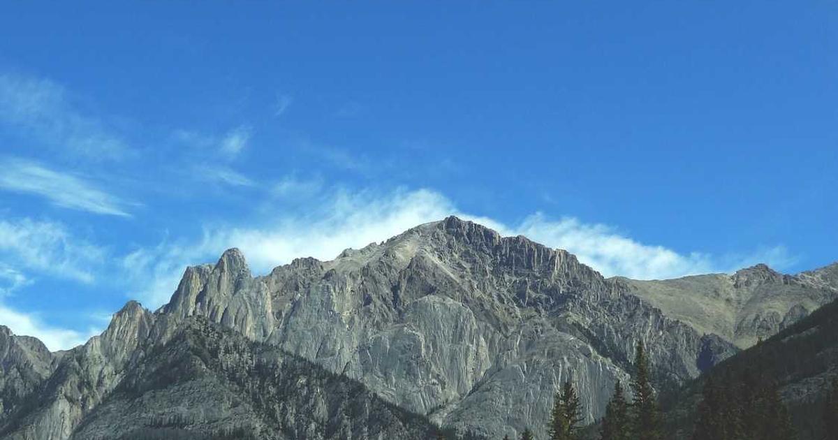 Stucco repair before painting